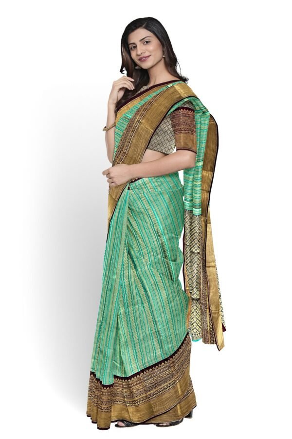 VRN saree silk set102 venus side 2024 12 23 13 38 19 2730X4096